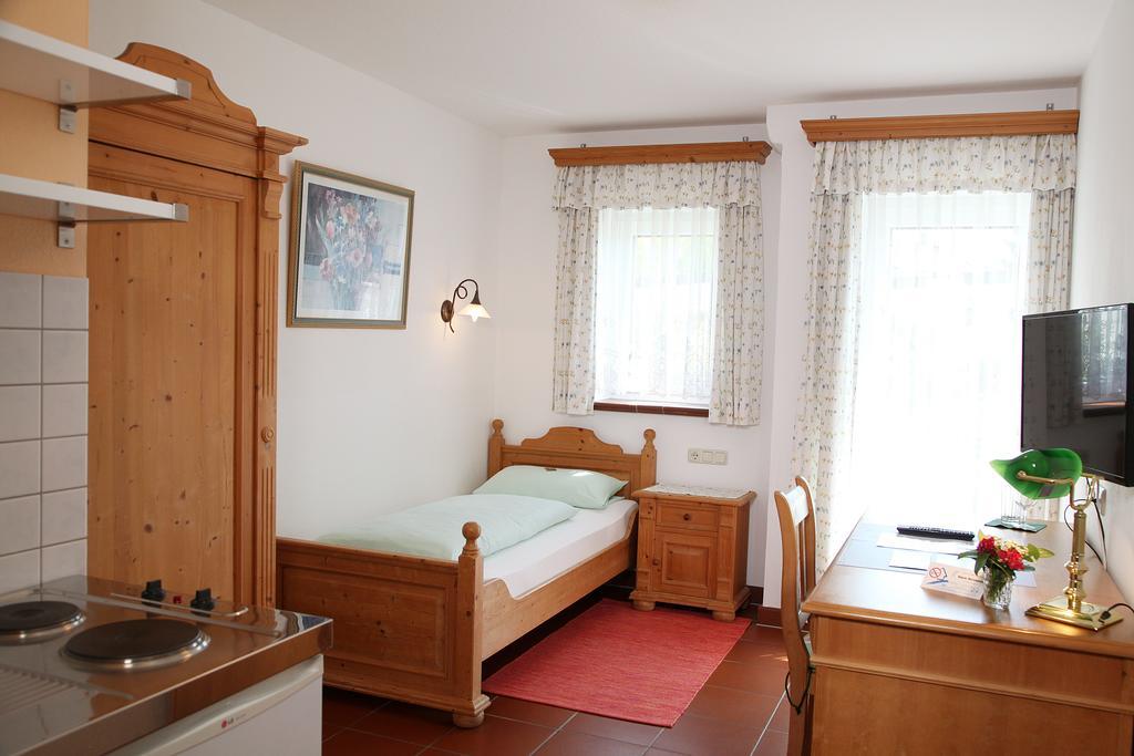 Hotel Klara Birnbaum Эрланген Экстерьер фото